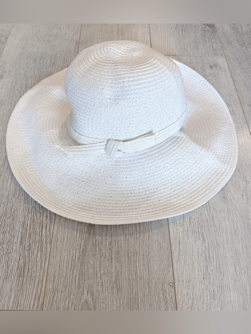 Nordstrom Ivory Wide-Brim Straw Sun Hat with Bow Trim